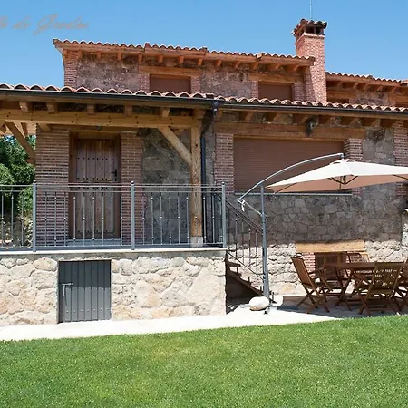 El Rondillo De Gredos Hoyos del Collado