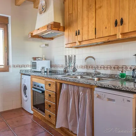 El Rondillo De Gredos Hoyos del Collado